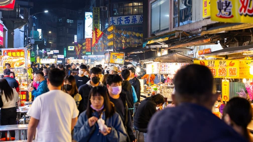 臭豆腐只排第2!網友最愛台灣夜市美食Top10,冠軍品項豐富、食材新鮮