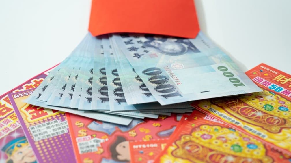 刮刮樂號碼沒對中先別丟!他以為槓龜「系統一刷爽拿15000元」,內行揭隱藏規則