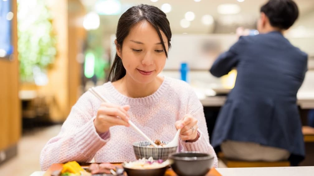 很多人都不知!常吃「1海鮮」恐增罹癌率,使用奶瓶、餐盒也要注意
