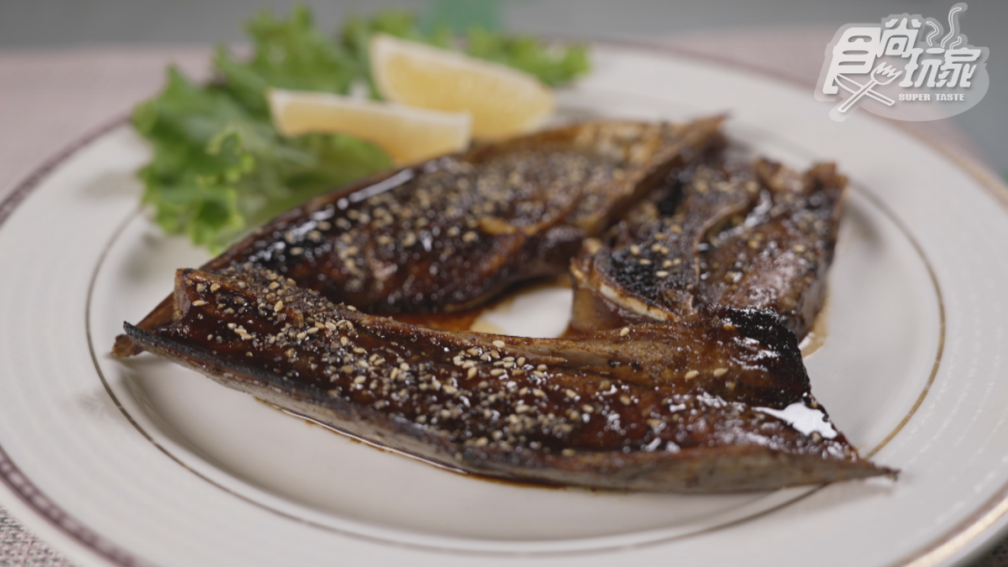 東港美食攻略!14家精選:黑鮪魚生魚片、平價海鮮餐廳、滿料飯湯 東港美食攻略!14家精選:黑鮪魚生魚片、平價海鮮餐廳、滿料飯湯