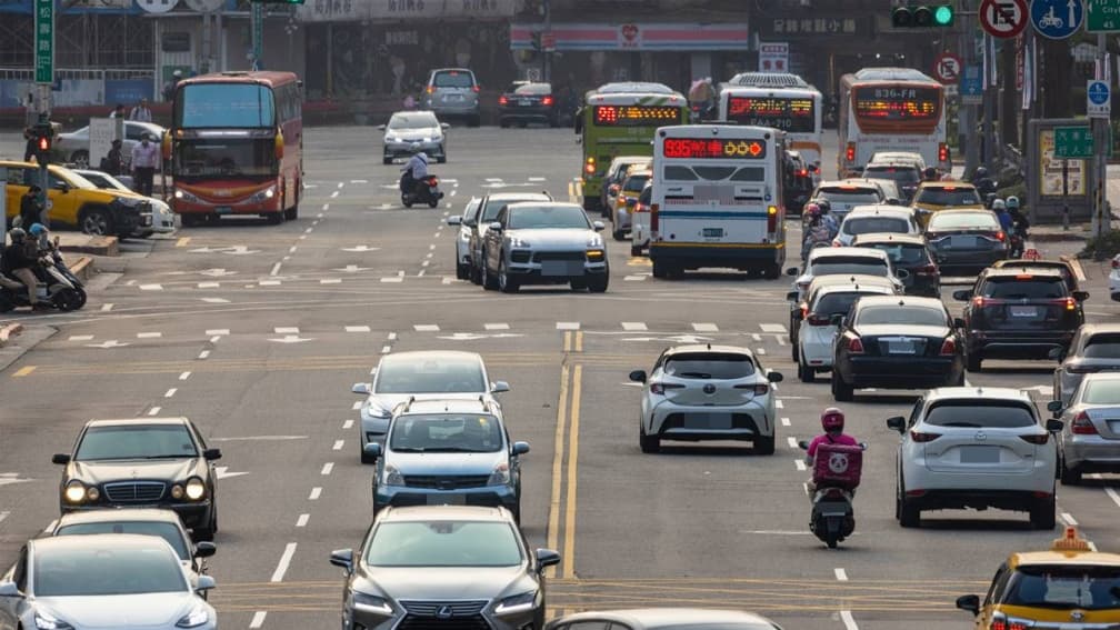 全台800萬車主注意!月底前「沒做1事」恐遭開罰,路上被抓到罰更多