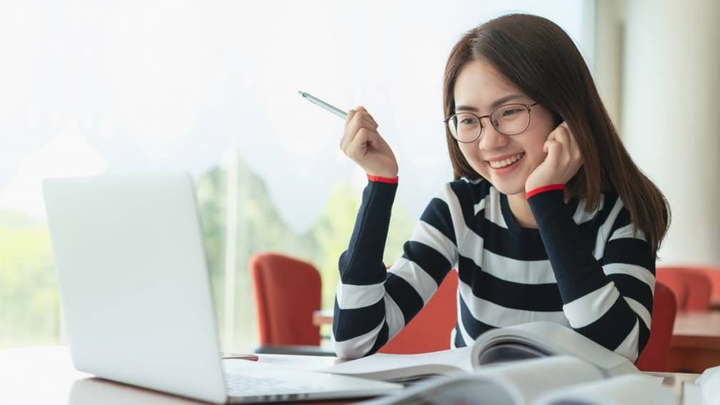不是輔仁、東吳!讀哪間私立大學最高薪?它「畢業生月領7萬」贏過國立頂大