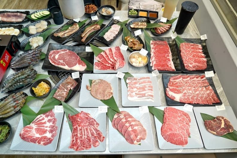 桃園燒肉推薦|中壢、桃園必吃8間燒肉店,吃到飽、和牛、火烤兩吃全攻略 吃肉肉燒肉餐點特色
