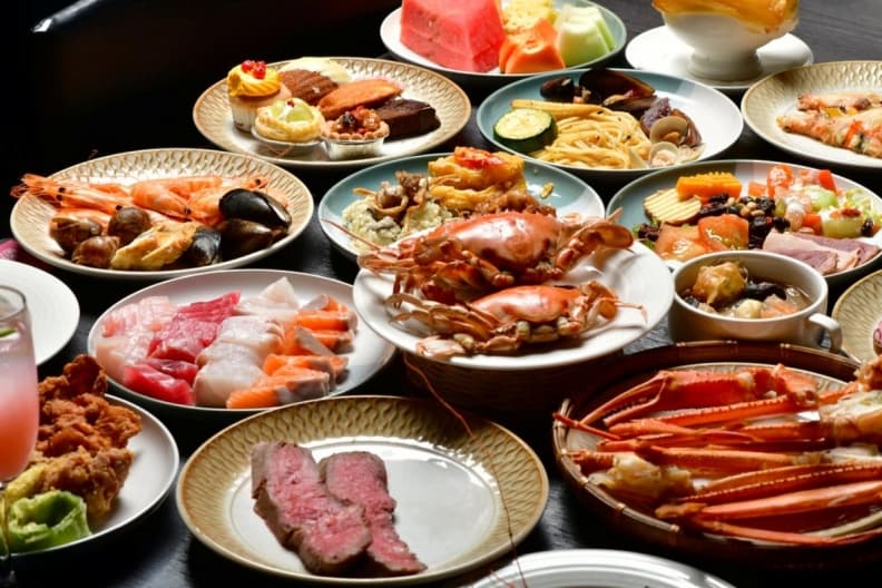2026台中自助餐Buffet10家攻略:直送海鮮、波士頓龍蝦湯、180度夜景 台中吃到推薦:星饗道國際自助餐
