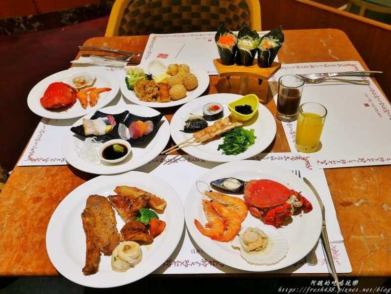 桃園吃到飽一次看!9 間熱門餐廳:澎湃海鮮檯、現切牛排、帝王蟹腳霸氣上桌 波根第西食物特色