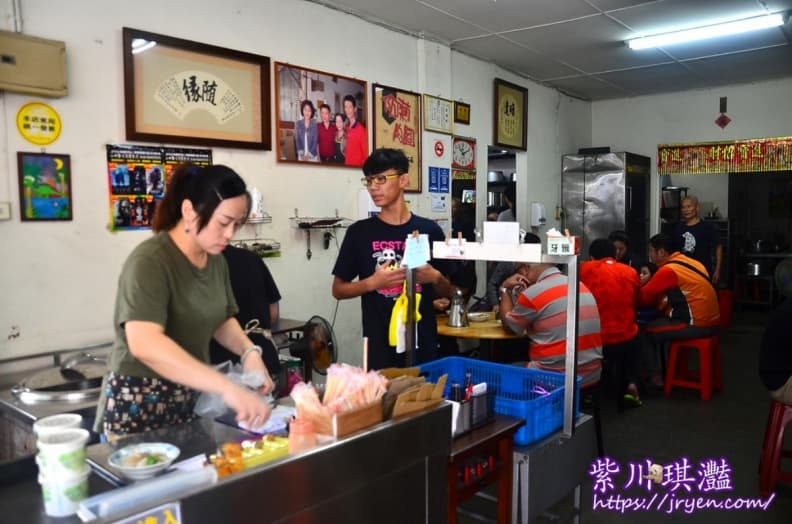 南投美食地圖!草屯、埔里、清境日月潭攻略,必吃意麵肉圓、紅玉紅茶、甕缸雞 南投美食地圖!草屯、埔里、清境日月潭攻略,必吃意麵肉圓、紅玉紅茶、甕缸雞