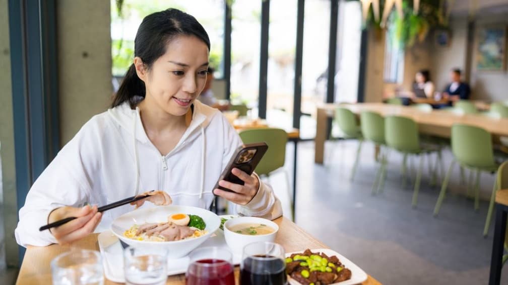 出國哪個翻譯最準確?網友推「這APP」即時翻、輕鬆點餐:比Google翻譯還好用