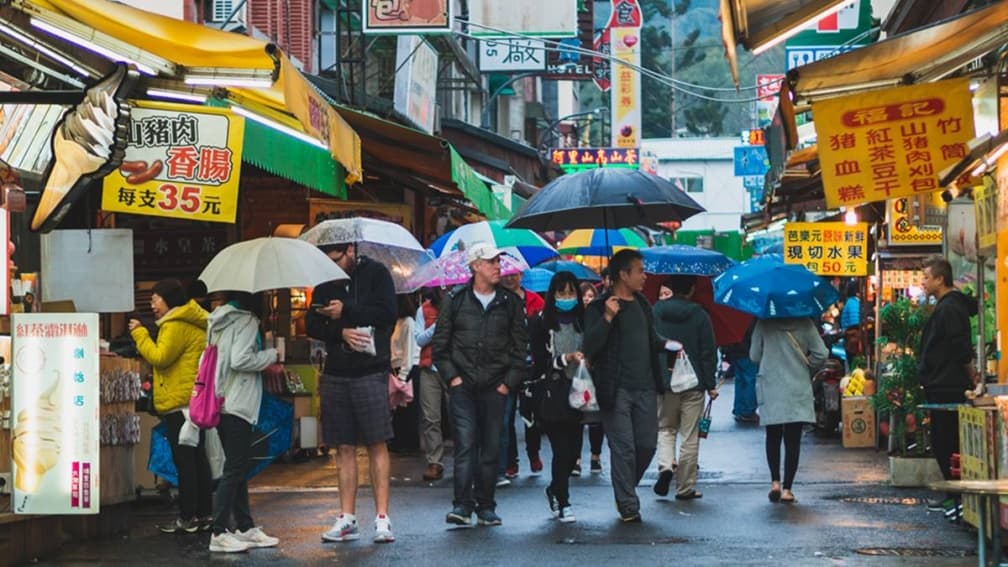 3縣市大雨狂炸!專家示警:這時將變天「急凍12度」強度直逼冷氣團
