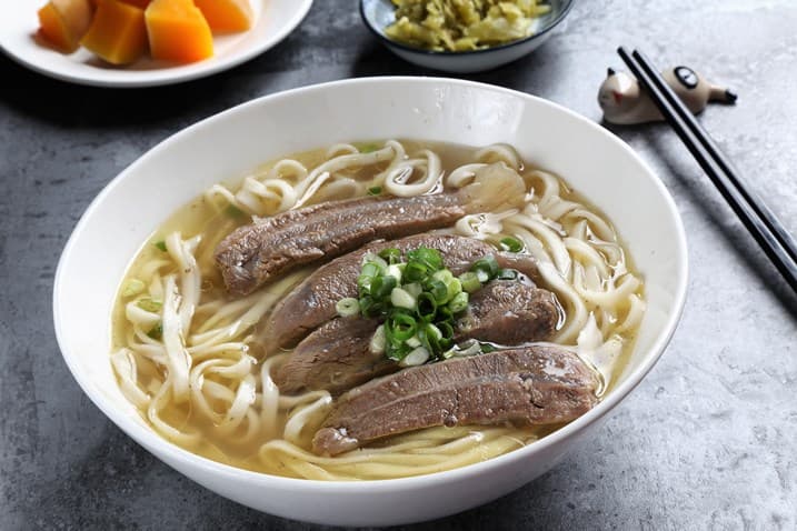 爆汗排隊也要吃!四間人氣牛肉麵店 爆汗排隊也要吃!四間人氣牛肉麵店