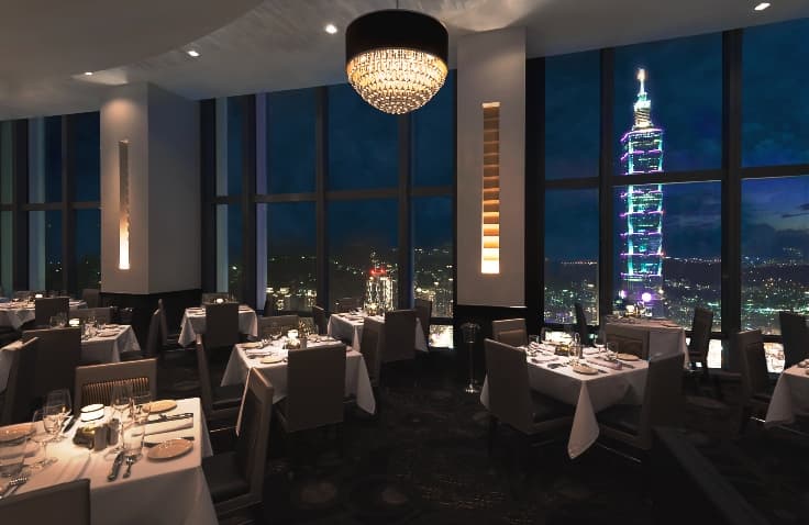 美食、美酒與美景,360度夜景餐廳在這裡!