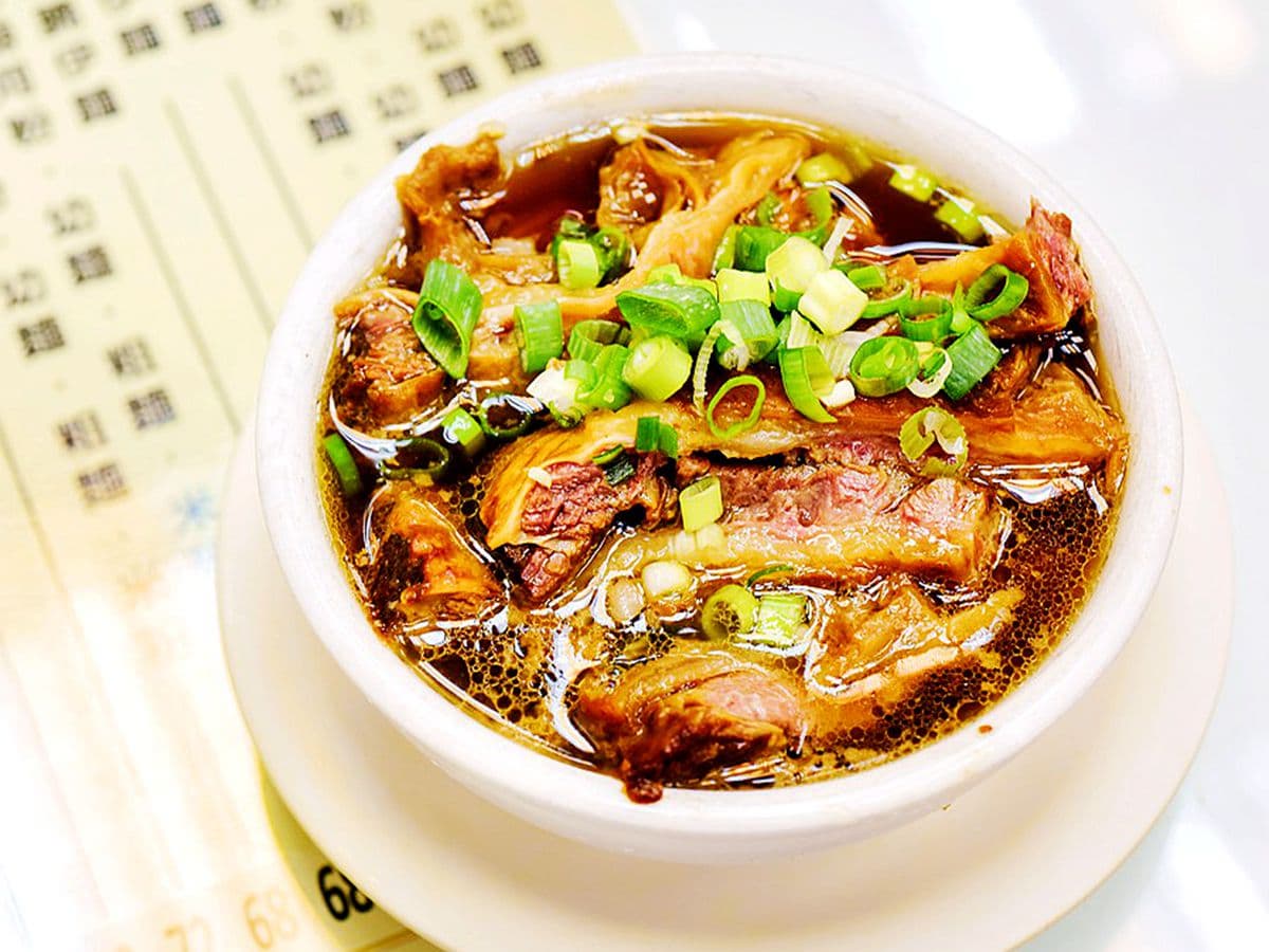 香港人推薦小吃 三顆蛋黃拌飯也太好吃了吧! 香港人推薦小吃 三顆蛋黃拌飯也太好吃了吧!