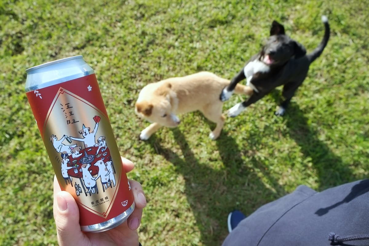 這不是招財貓!新年限量款「犬張子」啤酒賣萌 這不是招財貓!新年限量款「犬張子」啤酒賣萌