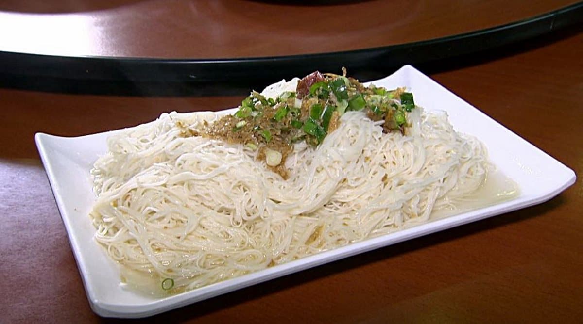 CP值超高!點薑母鴨 雞油拌飯、麵線免費吃到飽 CP值超高!點薑母鴨 雞油拌飯、麵線免費吃到飽