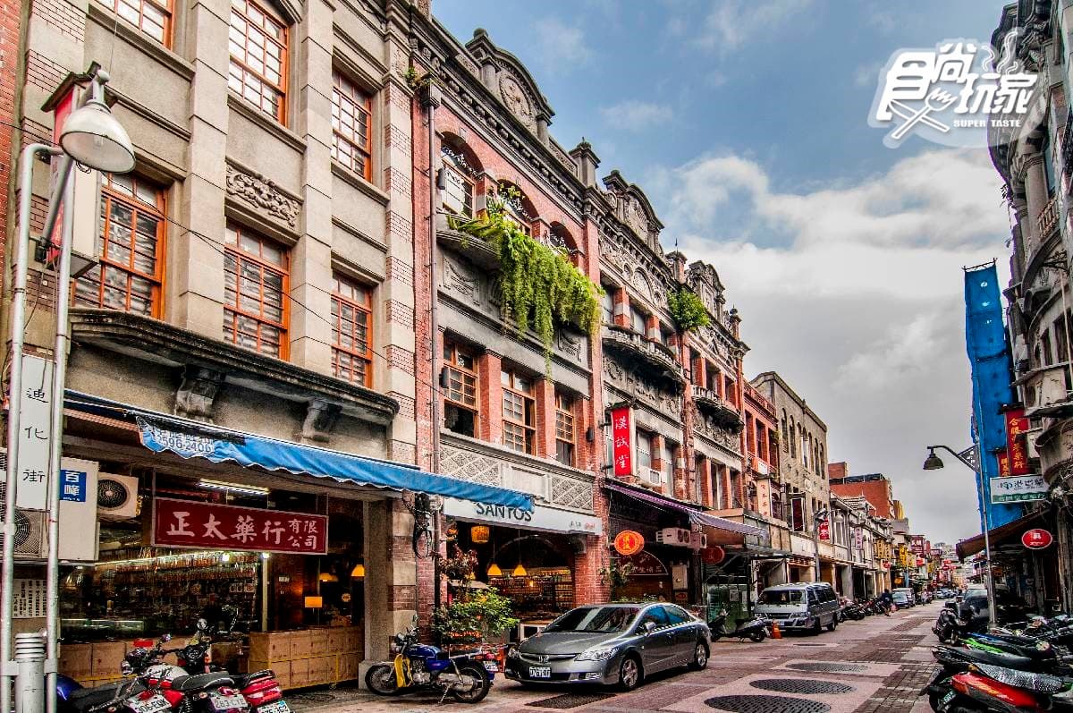 2024台北年貨大街登場!搶拍Q版龍龍,伴手禮必搶開運小金龜、秒殺級大福 【春節醬玩】逛迪化街別只買年貨!「建築博物館」「超有哏創意店」有驚喜