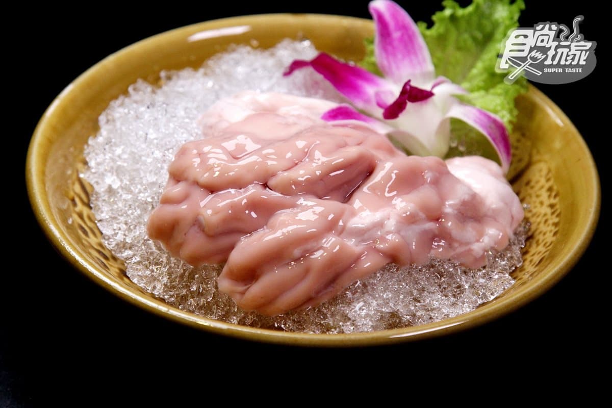 【新開店】上菜像看秀 「龍頭」火鍋吃道地重慶味兒 【新開店】上菜像看秀 「龍頭」火鍋吃道地重慶味兒