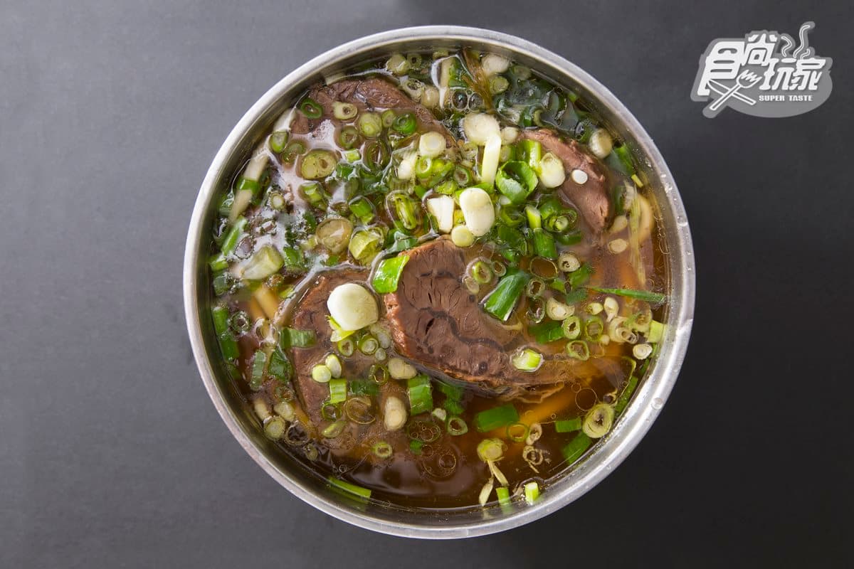 【台北米其林】一次秒懂!為什麼米其林推這8家牛肉麵 【台北米其林】一次秒懂!為什麼米其林推這8家牛肉麵