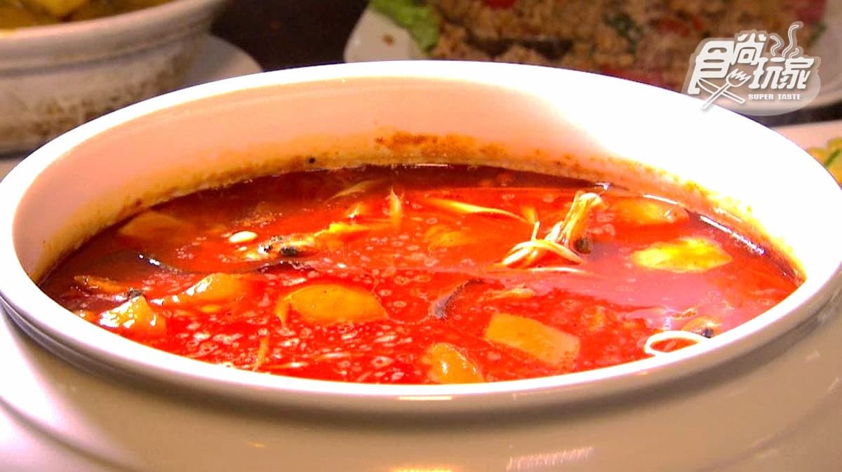 大甲藏著人氣「泰」餐廳!必吃咖哩軟殼蟹、酸辣海鮮湯 大甲藏著人氣「泰」餐廳!必吃咖哩軟殼蟹、酸辣海鮮湯