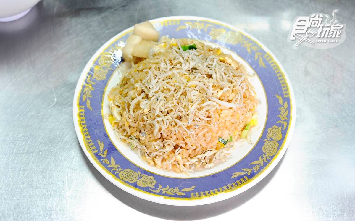 4家老台北人最愛早餐:炭火米粉湯、鐵板魩仔魚炒飯、生米熬鹹粥、台北最老切仔麵 4家老台北人最愛早餐:炭火米粉湯、鐵板魩仔魚炒飯、生米熬鹹粥、台北最老切仔麵