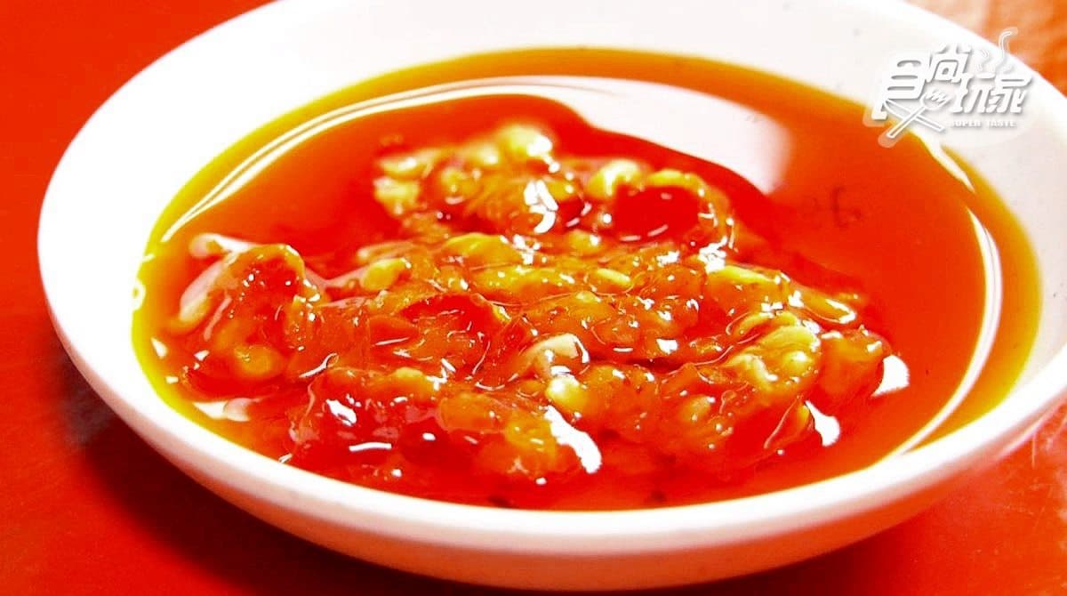 消夜場排隊美食 大顆湯包蒸餃超多汁! 消夜場排隊美食 大顆湯包蒸餃超多汁!