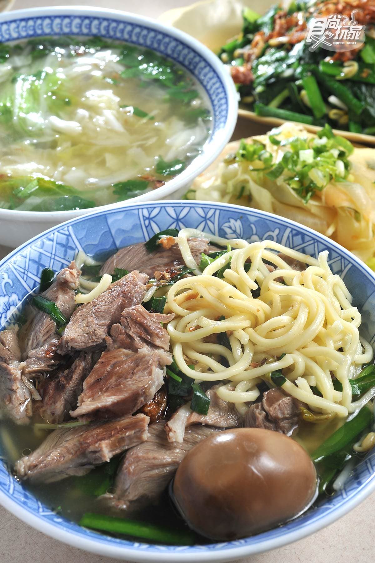 三義4家「俗擱大碗」小吃:豬頭肉麵、60年古早味粄條、自種艾草菜包、獨創木雕餅 三義4家「俗擱大碗」小吃:豬頭肉麵、60年古早味粄條、自種艾草菜包、獨創木雕餅