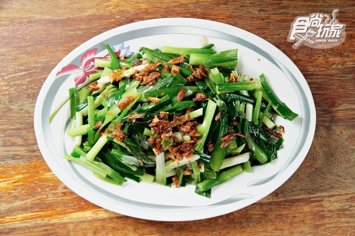 三義4家「俗擱大碗」小吃:豬頭肉麵、60年古早味粄條、自種艾草菜包、獨創木雕餅 三義4家「俗擱大碗」小吃:豬頭肉麵、60年古早味粄條、自種艾草菜包、獨創木雕餅