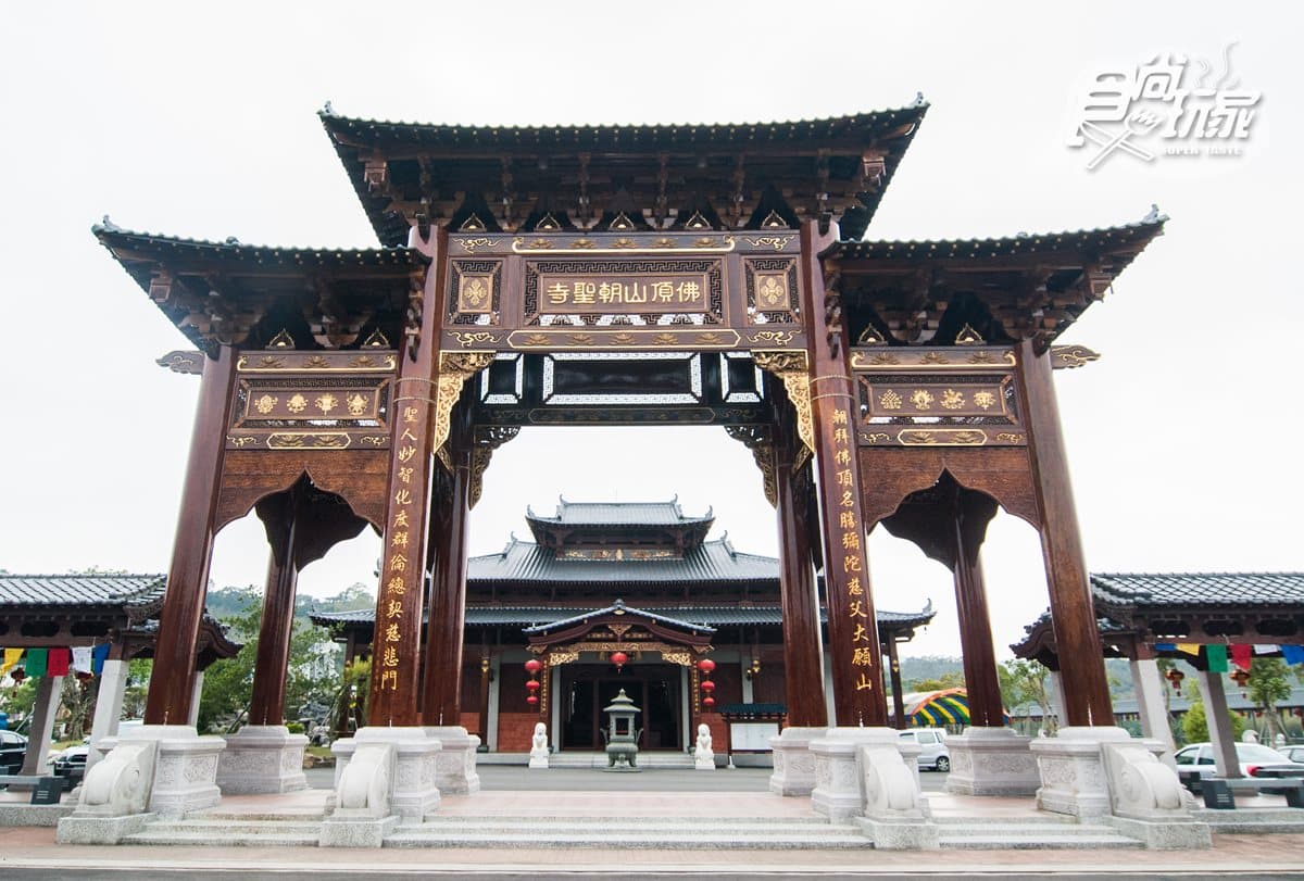 親子指定行程「2公里桐花走廊」!奇幻女神木、瀑布祕境、巨佛公園、臉譜彩繪 親子指定行程「2公里桐花走廊」!奇幻女神木、瀑布祕境、巨佛公園、臉譜彩繪