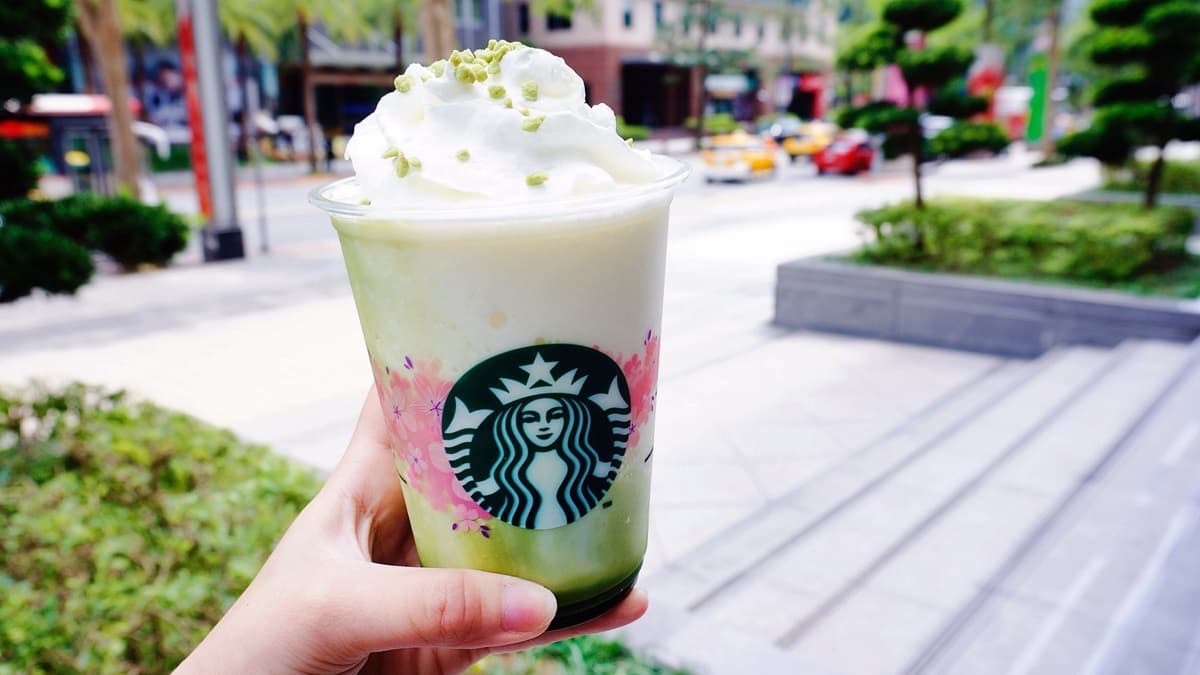 星巴克星冰樂登場!超濃郁「抹茶起司蛋糕」漸層飲來了