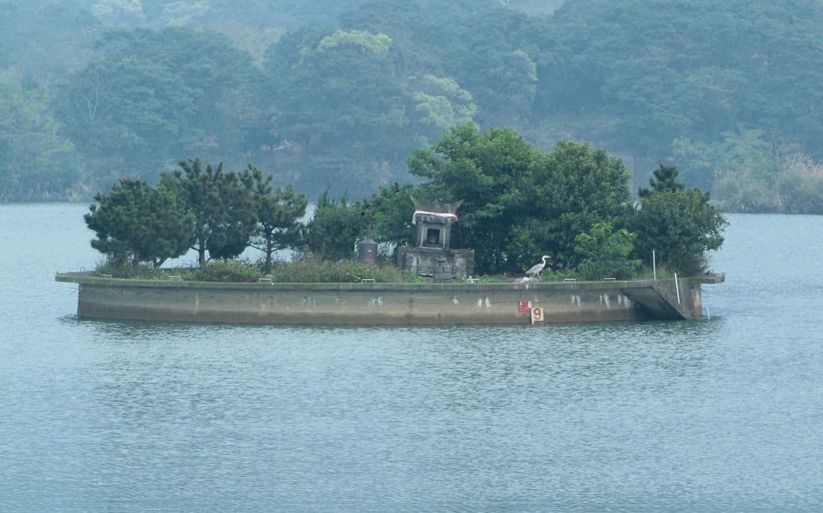 大溪古道賞桐一日遊!湖中土地公廟、金牌包二奶、黑豆干始祖 大溪古道賞桐一日遊!湖中土地公廟、金牌包二奶、黑豆干始祖