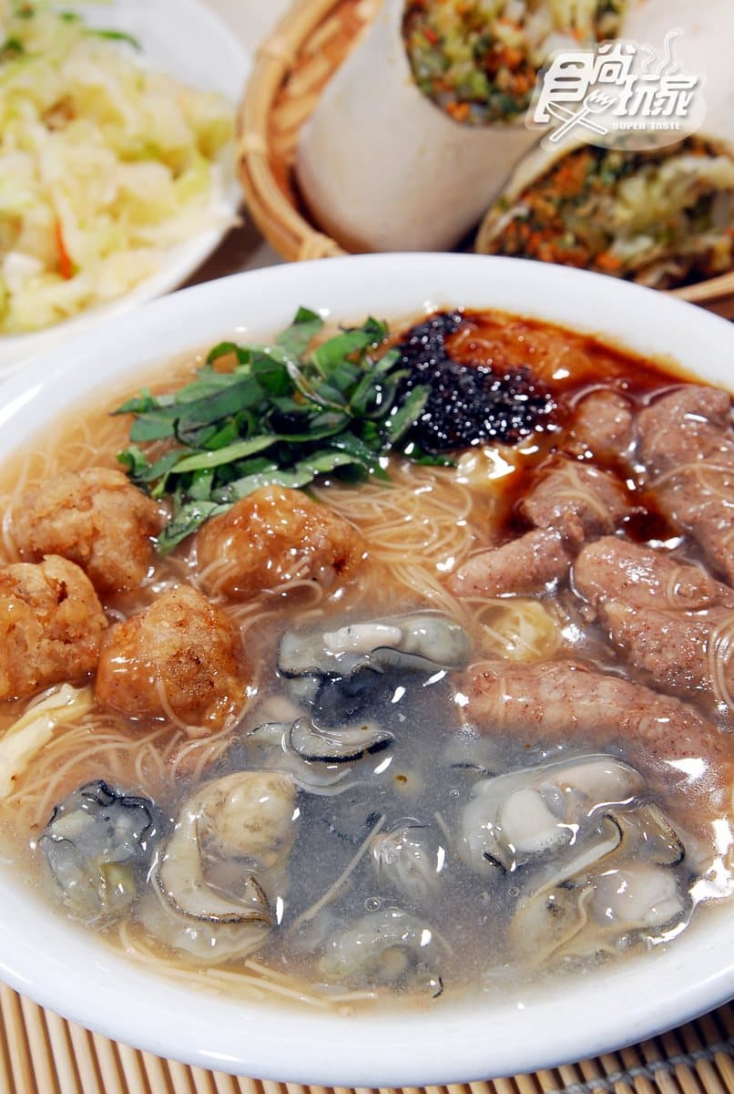 麵線羹配料大不同!北部人愛蚵仔、南台灣加魚漿,北中南超人氣這12家 麵線羹配料大不同!北部人愛蚵仔、南台灣加魚漿,北中南超人氣這12家