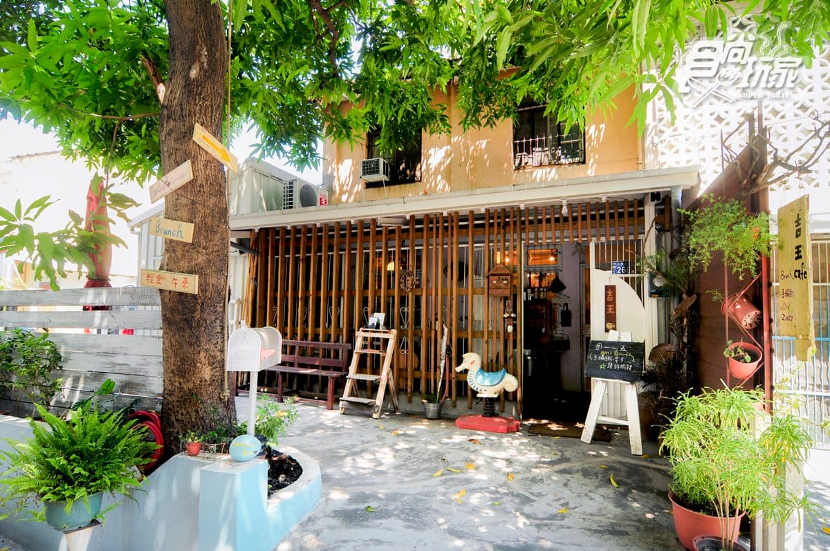 台中文青界3間超有哏個性店:訂製專屬袋包圍裙、喝咖啡學編織、看「器官派對」 台中文青界3間超有哏個性店:訂製專屬袋包圍裙、喝咖啡學編織、看「器官派對」