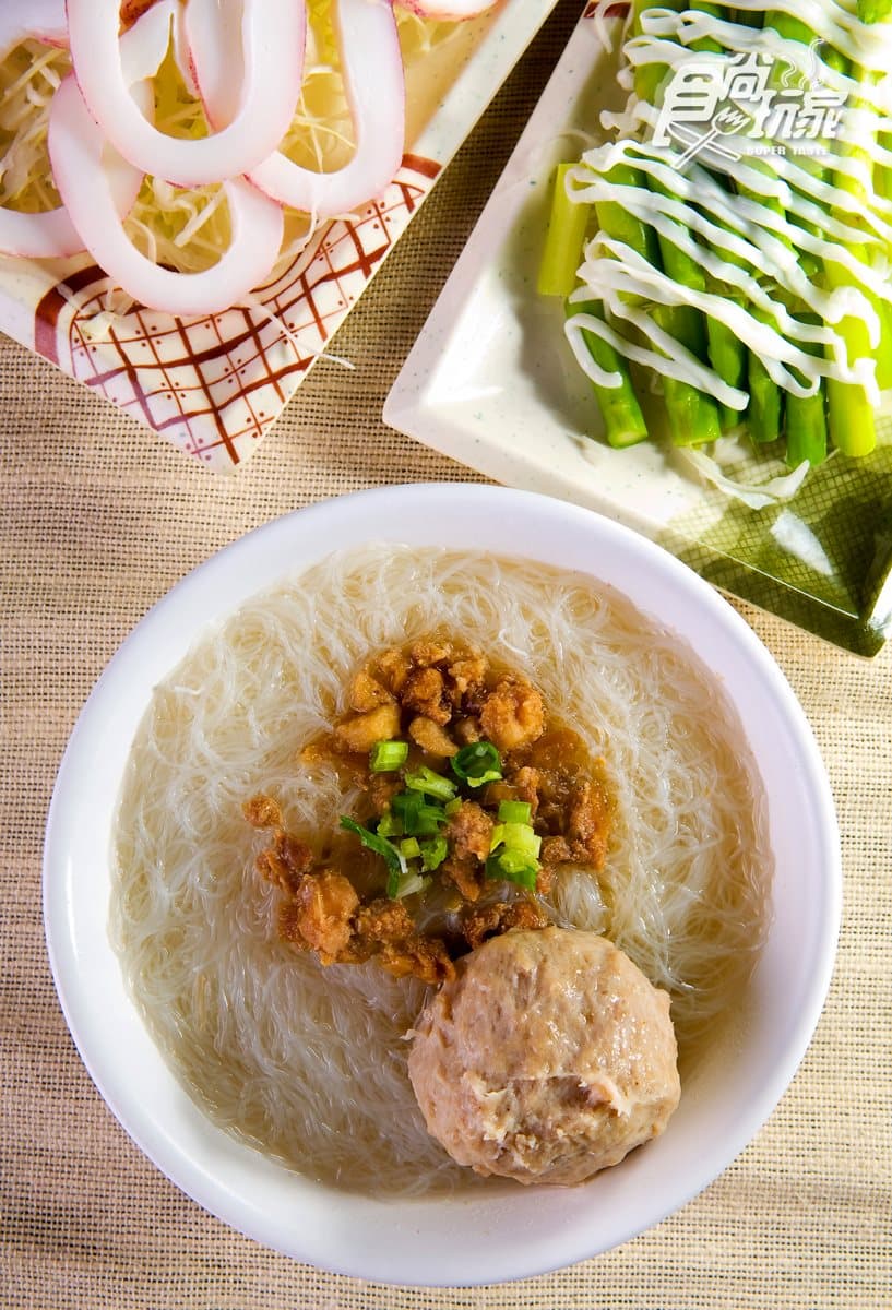 台中這市場隱藏9家「職人小吃」:烘蛋版蚵仔煎、鵝肉界的菲力牛排、金牌滷鴨飯 台中這市場隱藏9家「職人小吃」:烘蛋版蚵仔煎、鵝肉界的菲力牛排、金牌滷鴨飯
