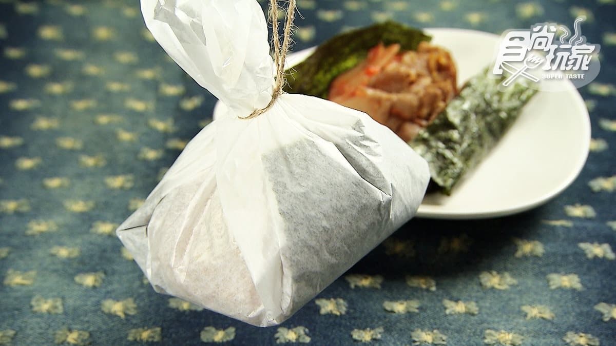 澎湖早餐這家好紅 「桃太郎飯糰」包進唐揚炸雞超日本味 澎湖早餐這家好紅 「桃太郎飯糰」包進唐揚炸雞超日本味