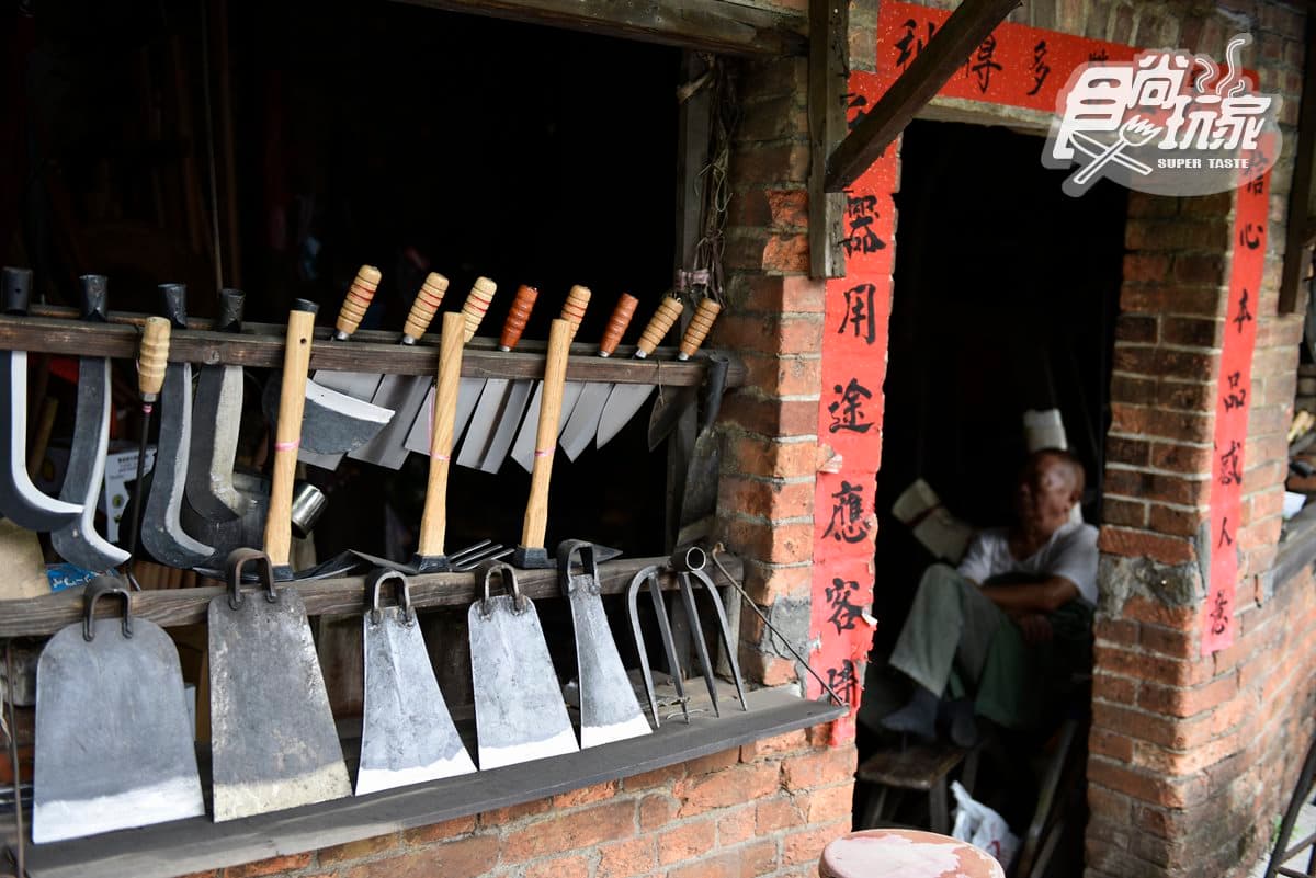 賞荷花這裡走! 雙溪小旅行逛老中藥行、拍廢墟網美照、喝清爽檸檬咖啡 賞荷花這裡走! 雙溪小旅行逛老中藥行、拍廢墟網美照、喝清爽檸檬咖啡