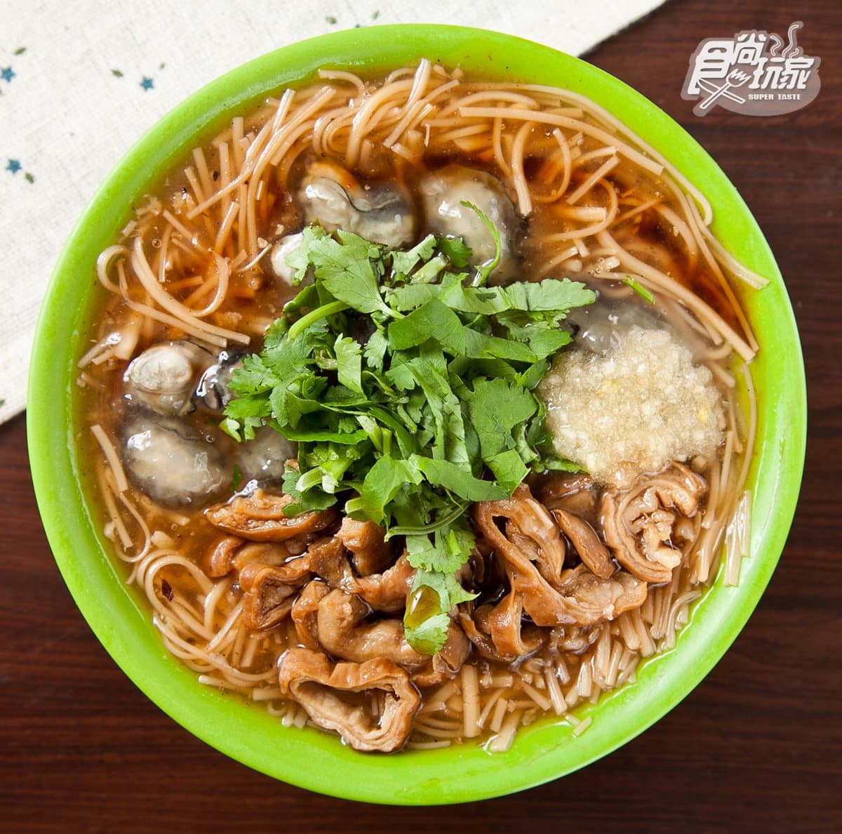 麵線羹配料大不同!北部人愛蚵仔、南台灣加魚漿,北中南超人氣這12家 麵線羹配料大不同!北部人愛蚵仔、南台灣加魚漿,北中南超人氣這12家