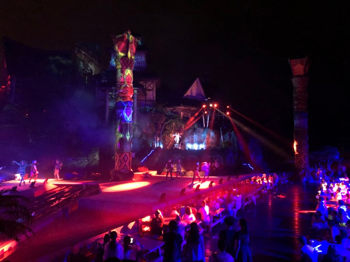 玩六福村選這組「星光票」只要199元!夜間入園體驗+火山奇幻秀,假日限定好便宜 玩六福村選這組「星光票」只要199元!夜間入園體驗+火山奇幻秀,假日限定好便宜