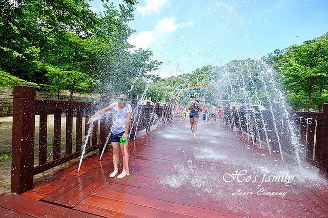 暑假就靠這個懶人包!全台12個「免費親水公園」開放中!巨龍滑水道、SPA大水瀑、水濂繩索 暑假就靠這個懶人包!全台12個「免費親水公園」開放中!巨龍滑水道、SPA大水瀑、水濂繩索
