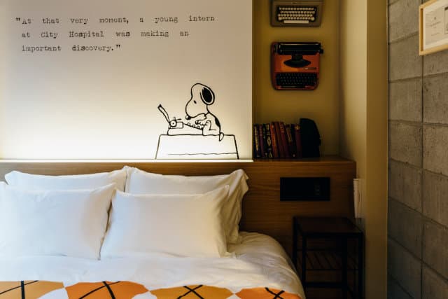 呼叫史努比粉!全球首家史努比主題飯店「PEANUTS HOTEL」,必住夢幻粉紅房! 呼叫史努比粉!全球首家史努比主題飯店「PEANUTS HOTEL」,必住夢幻粉紅房!