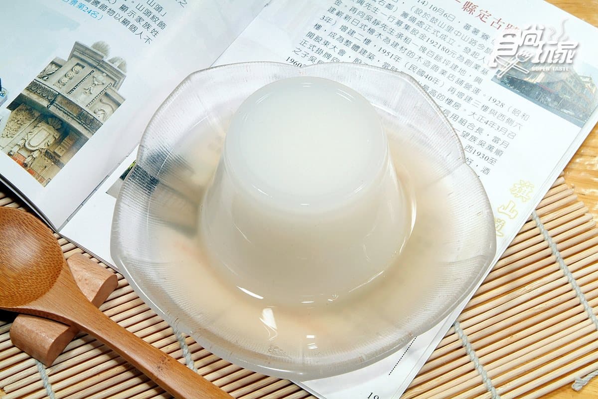 旗山老街好吃好逛9亮點:日洋混搭車站、全台唯一「亭仔腳」、香蕉鳳梨酥 旗山老街好吃好逛9亮點:日洋混搭車站、全台唯一「亭仔腳」、香蕉鳳梨酥