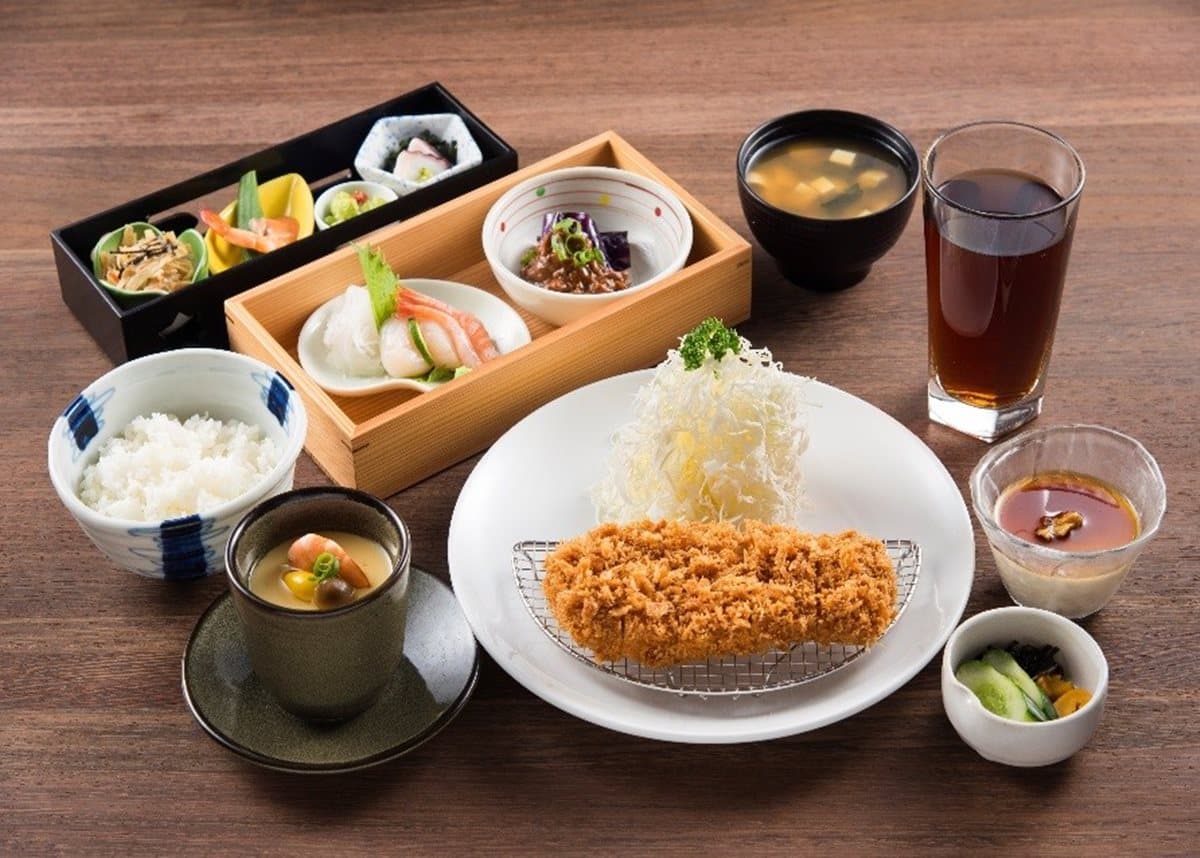 【新開店】東京50年豬排店推出「台灣牧場豬排」,每頭豬只選「1%腰內肉」超誘人 【新開店】東京50年豬排店推出「台灣牧場豬排」,每頭豬只選「1%腰內肉」超誘人