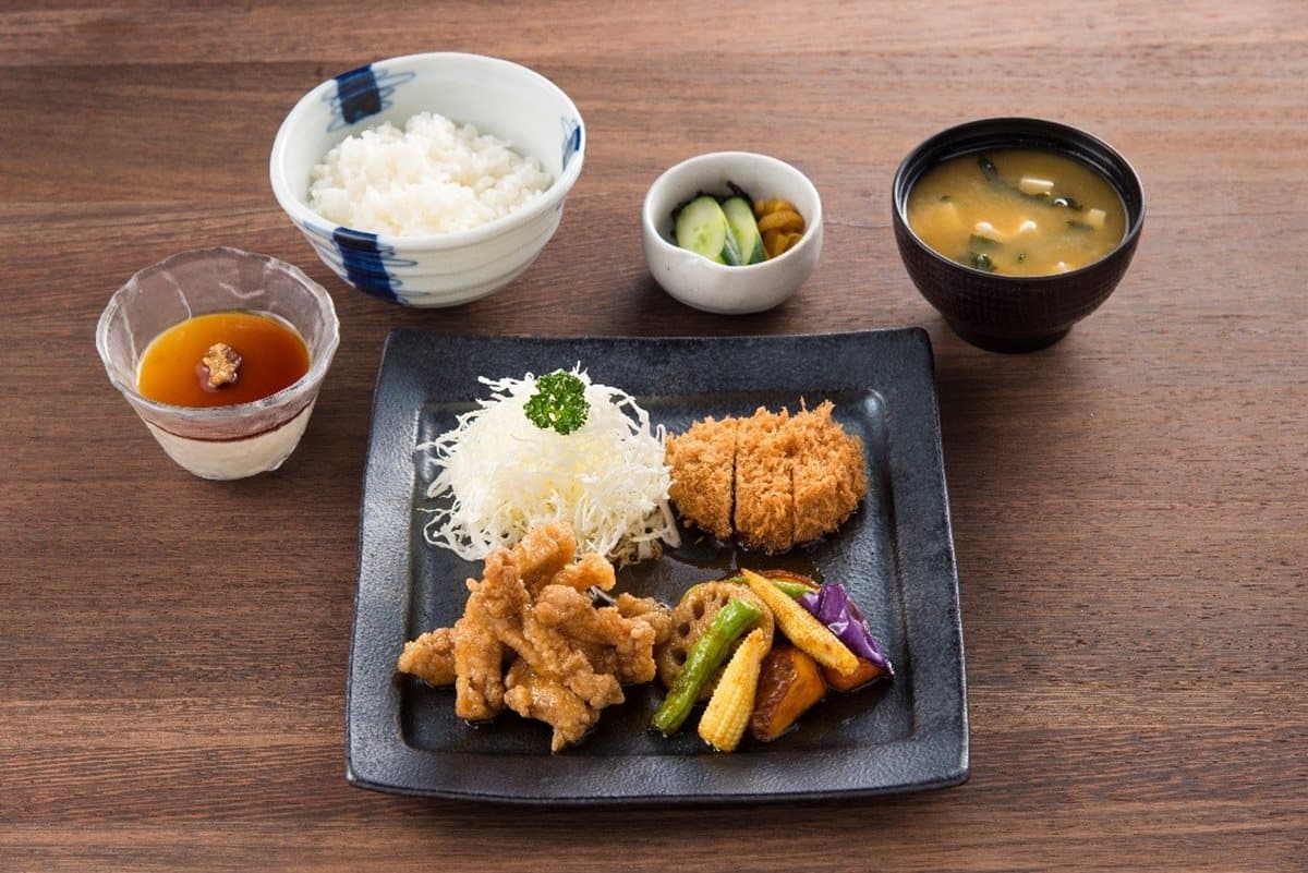 【新開店】東京50年豬排店推出「台灣牧場豬排」,每頭豬只選「1%腰內肉」超誘人 【新開店】東京50年豬排店推出「台灣牧場豬排」,每頭豬只選「1%腰內肉」超誘人