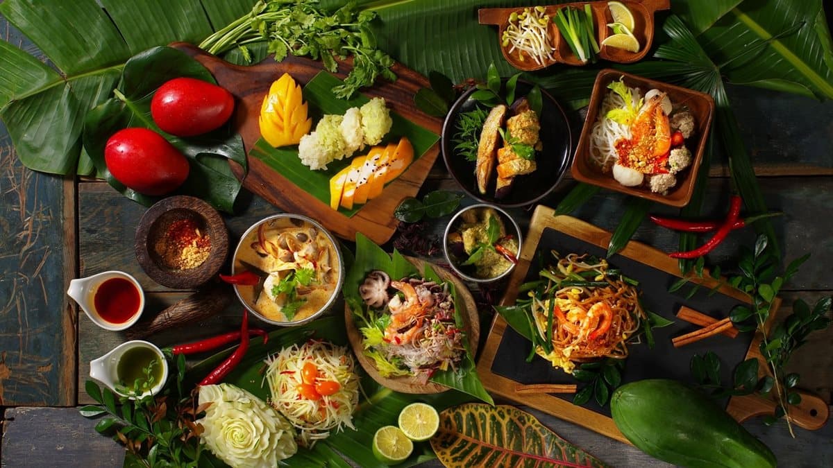 夏天聚餐選這個!這2間大推飯店級「泰菜吃到飽」,泰籍主廚出手30道酸辣料理699元起