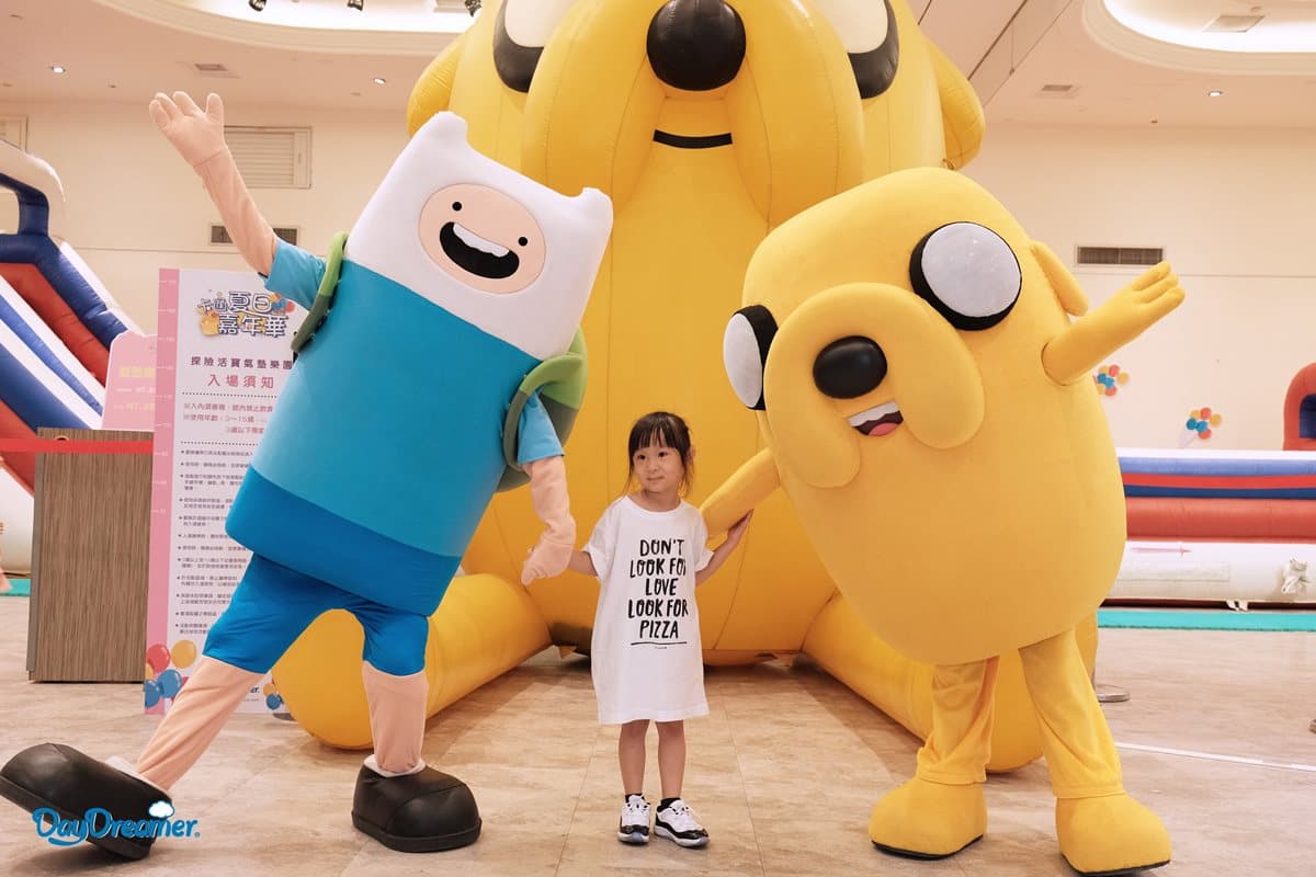 全台最大「室內卡通樂園」開展!拍貼、夾娃娃、氣墊溜滑梯,還有7大明星商品:海綿寶寶、飛天小女警 全台最大「室內卡通樂園」開展!拍貼、夾娃娃、氣墊溜滑梯,還有7大明星商品:海綿寶寶、飛天小女警