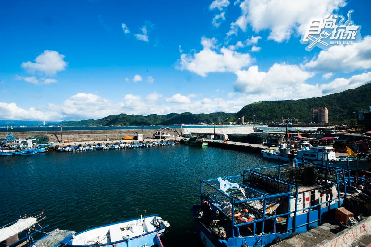 祕境曝光了!龜吼在地人才知的海上遊樂園+順遊3亮點:海鮮一條街、神祕岩洞巨鰻、蕈狀石奇景 祕境曝光了!龜吼在地人才知的海上遊樂園+順遊3亮點:海鮮一條街、神祕岩洞巨鰻、蕈狀石奇景