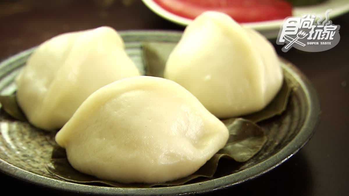 真材實料純手工就是好吃!客家古早味菜包、艾草粄 口感竟像起司牽絲 真材實料純手工就是好吃!客家古早味菜包、艾草粄 口感竟像起司牽絲