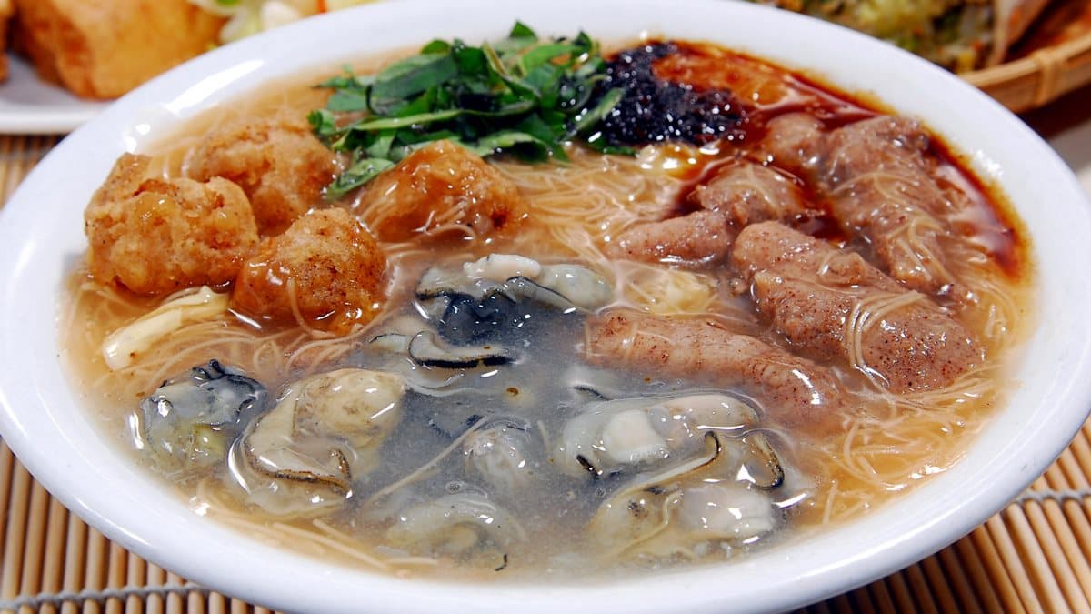 麵線羹配料大不同!北部人愛蚵仔、南台灣加魚漿,北中南超人氣這12家