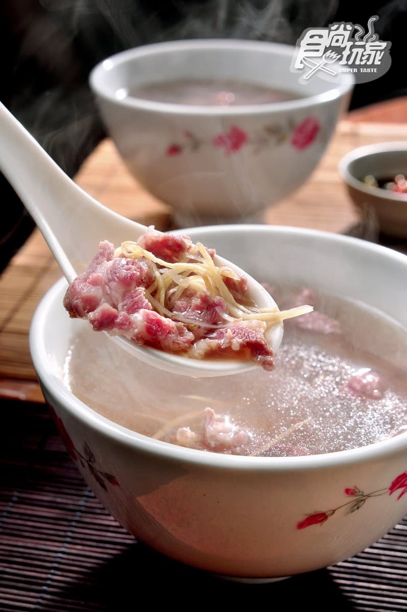 台南「清燙牛肉湯」起源地必吃這7家+順遊3亮點:全台第一座觀光啤酒廠、抽百年木籤詩 台南「清燙牛肉湯」起源地必吃這7家+順遊3亮點:全台第一座觀光啤酒廠、抽百年木籤詩