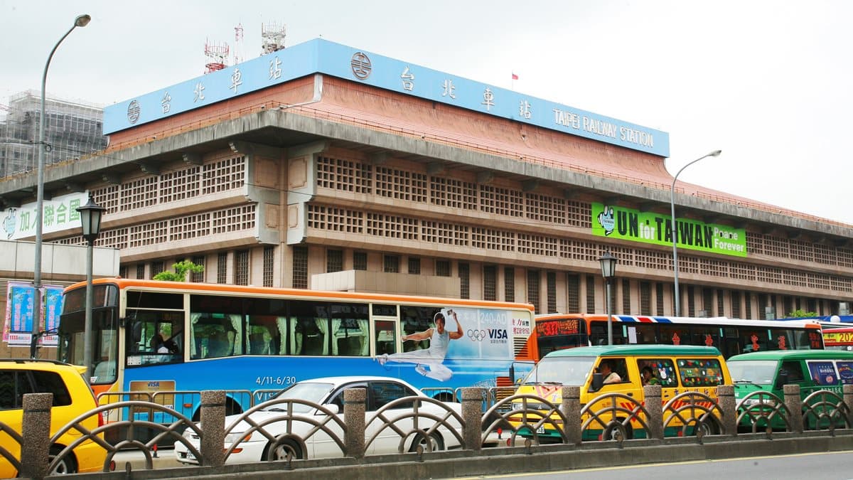 返鄉投票交通看這裡!國道這幾個地方會塞車 台鐵加開9班次