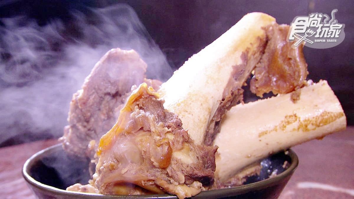 涮3秒超鮮甜!北中南9家厲害「溫體牛火鍋」→第7家自己養牛自己宰 涮3秒超鮮甜!北中南9家厲害「溫體牛火鍋」→第7家自己養牛自己宰
