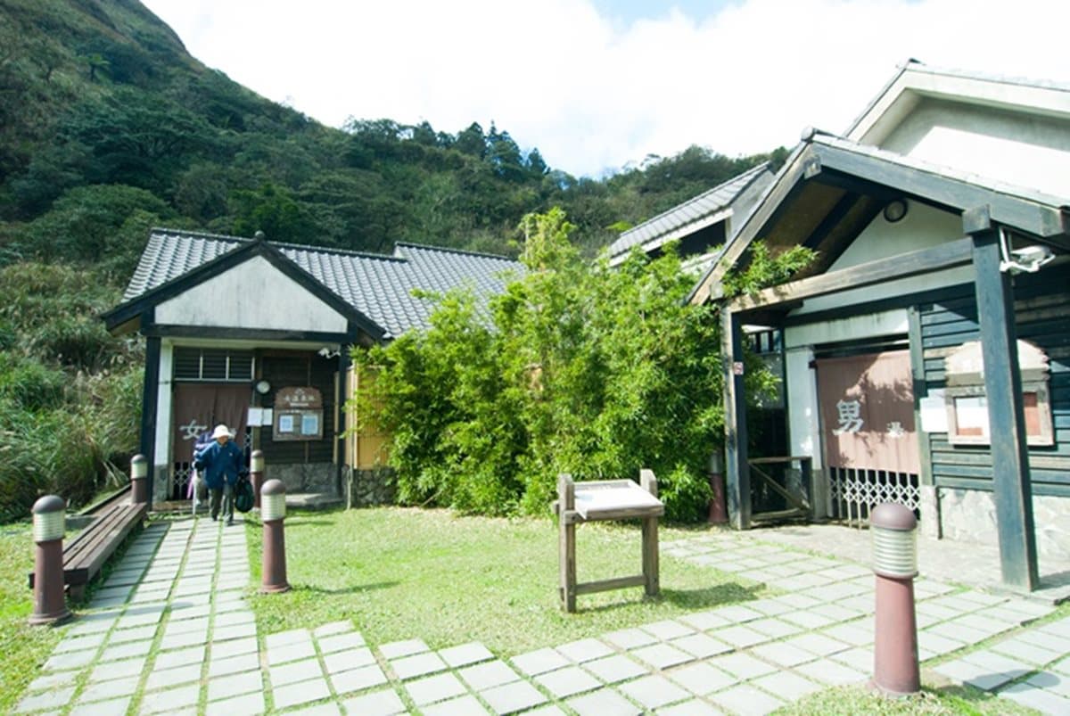 冷天爽泡湯!陽明山2處溫泉免費泡