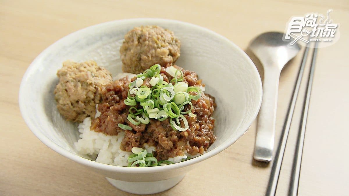 藏在老市場的得獎肉燥飯!黃金比例加獨家配方,又香又唰嘴